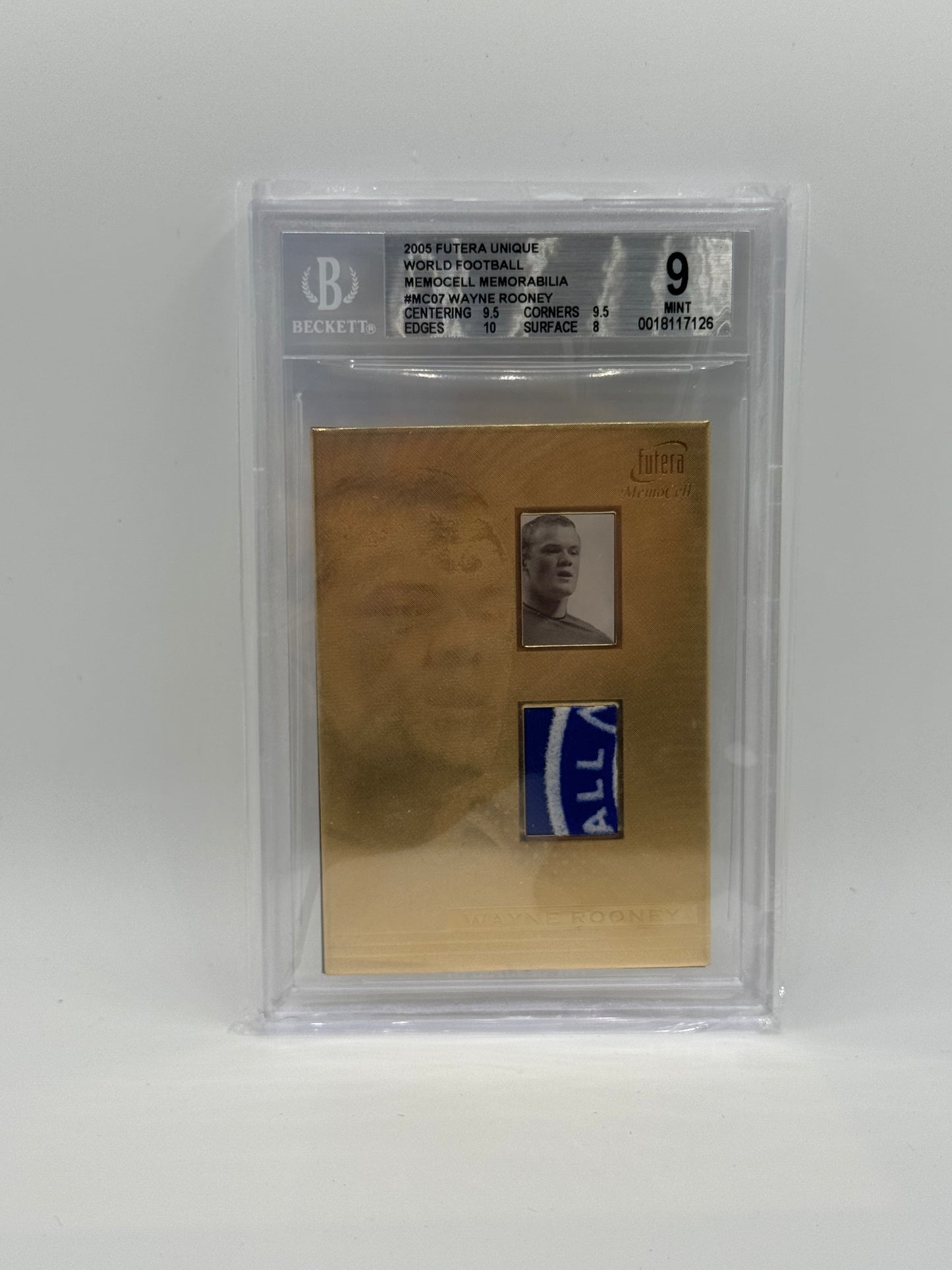 RC WAYNE ROONEY GOLD PATCH MEMOCELL CARD BGS 9